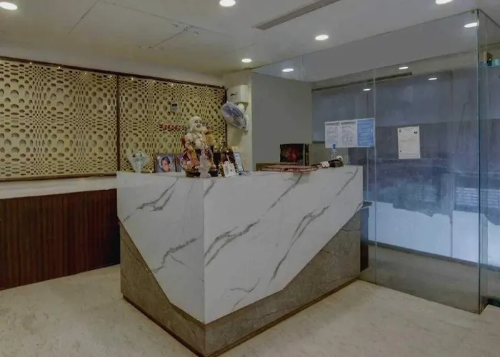 Hotel O Metro Inn Near Gurudwara Shri Bangla Sahib
